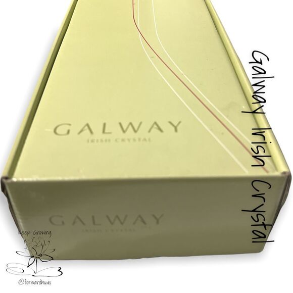 Galway Crystal Liberty Flutes | Elegance in Every Sip | In Open Box - Picture 8 of 9